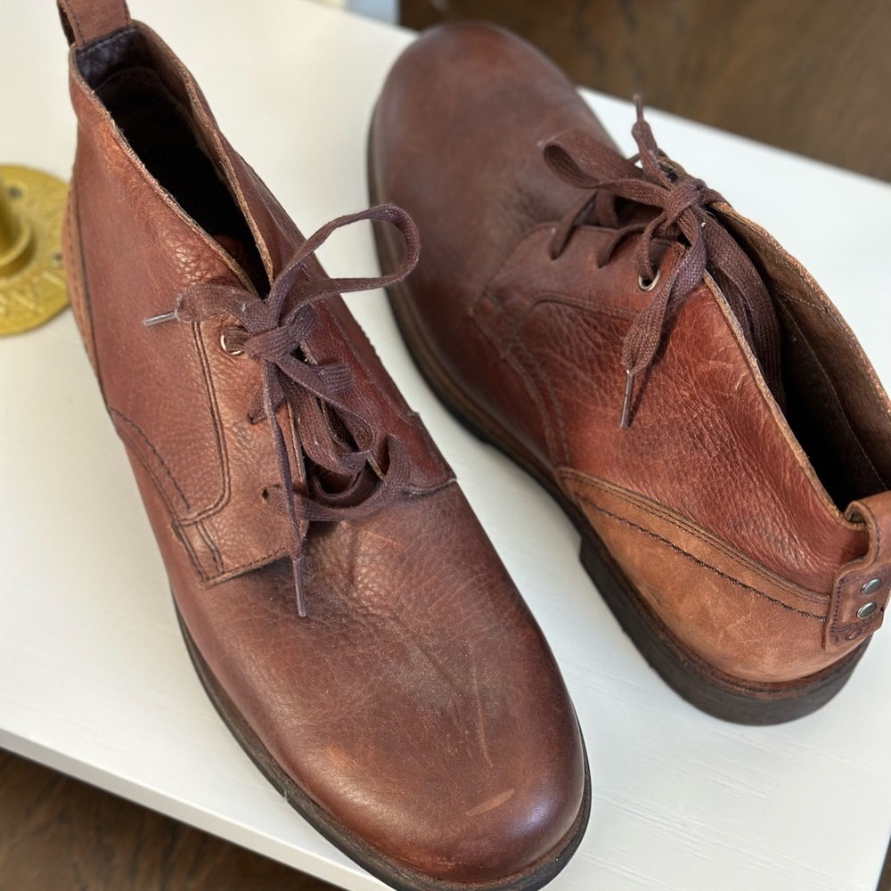 Men’s UGG boots